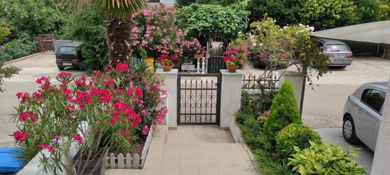 Apartman Eli Rovinj Exteriör bild