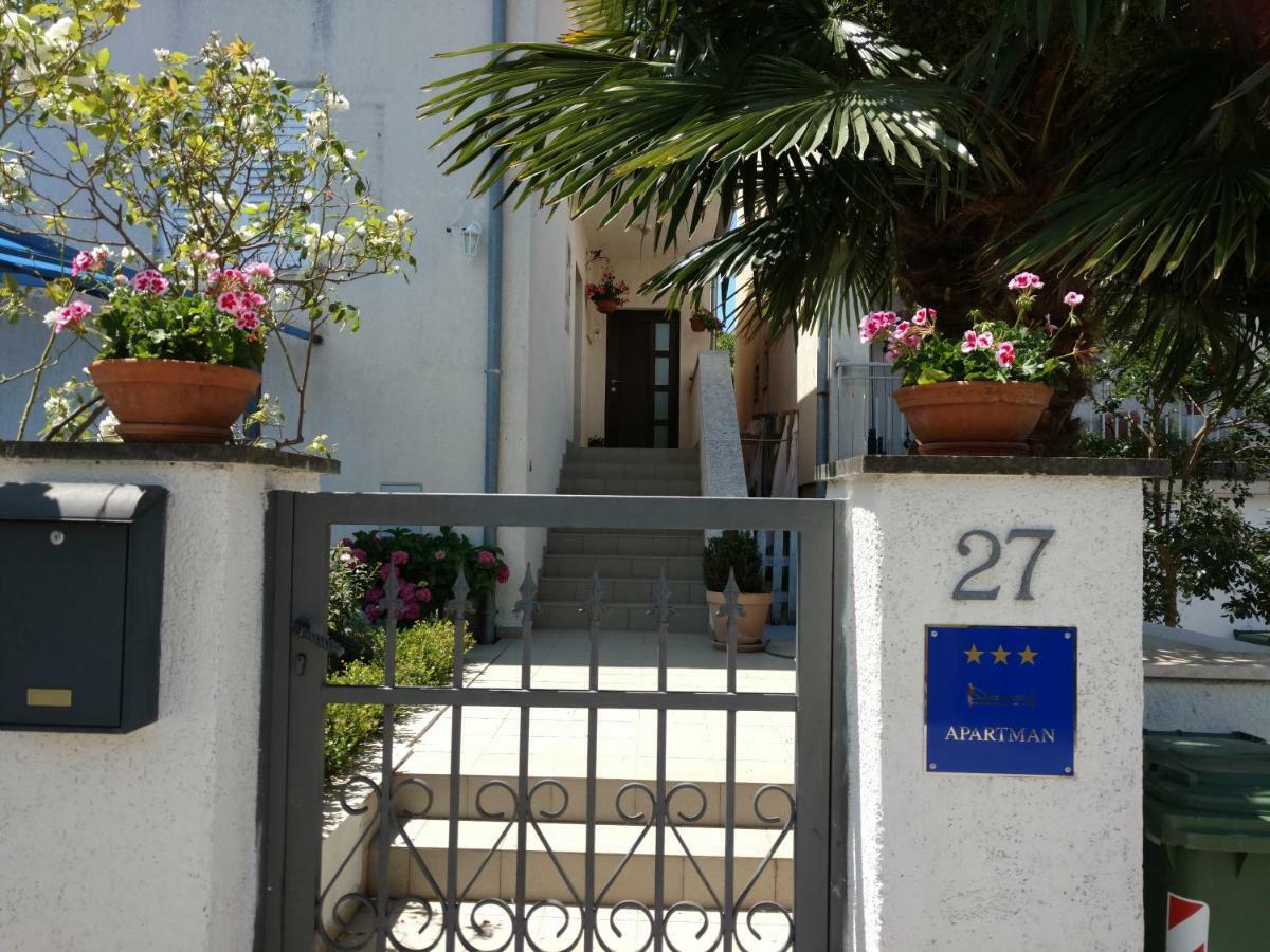 Apartman Eli Rovinj Exteriör bild