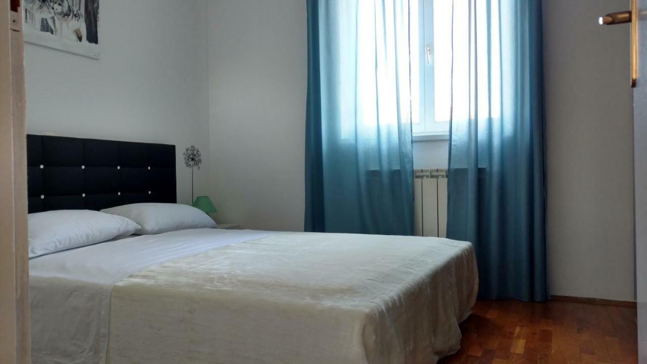Apartman Eli Rovinj Exteriör bild