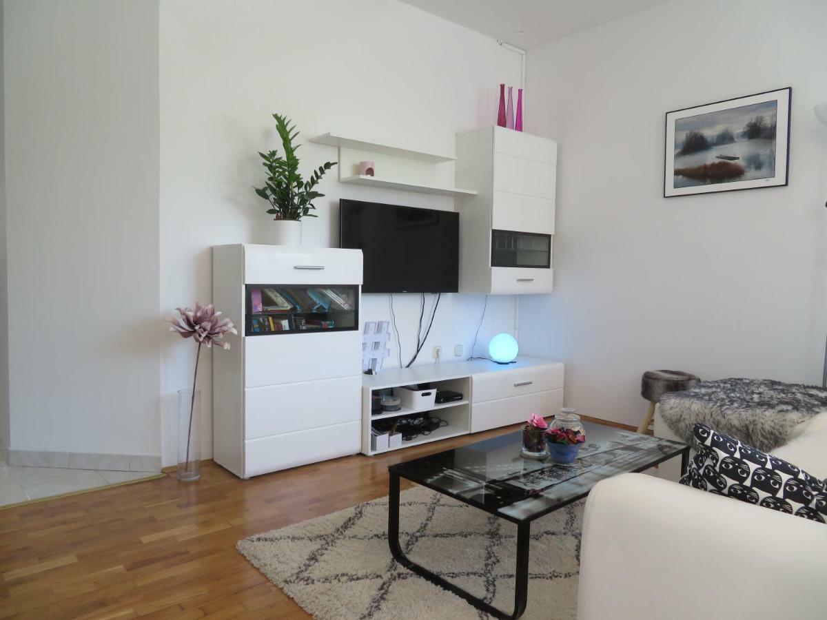 Apartman Eli Rovinj Exteriör bild